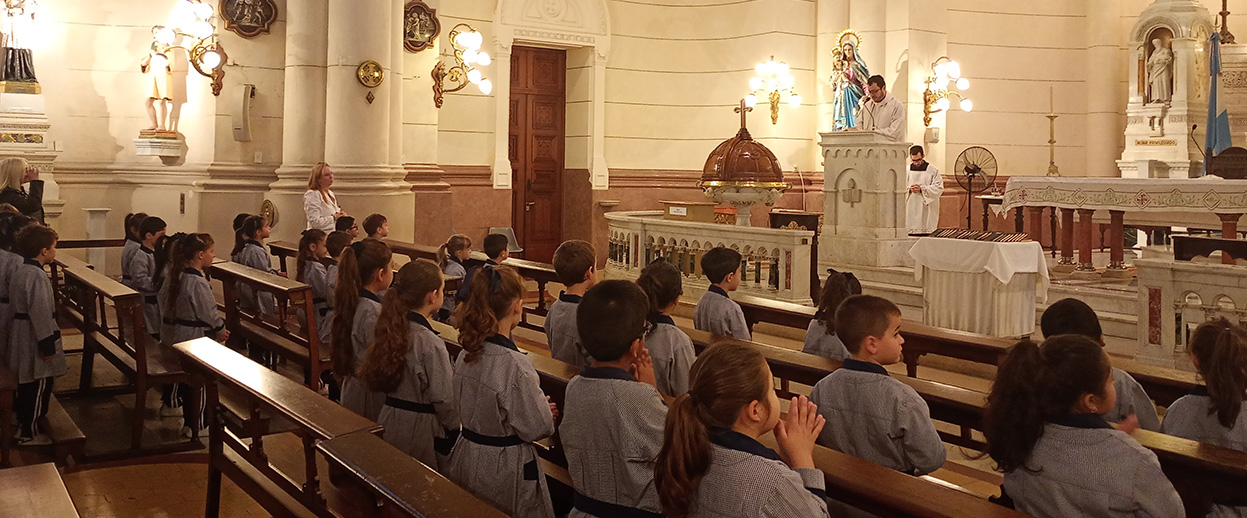 Alumnos en instancia de formación humana en Escuelas Pías de Canning